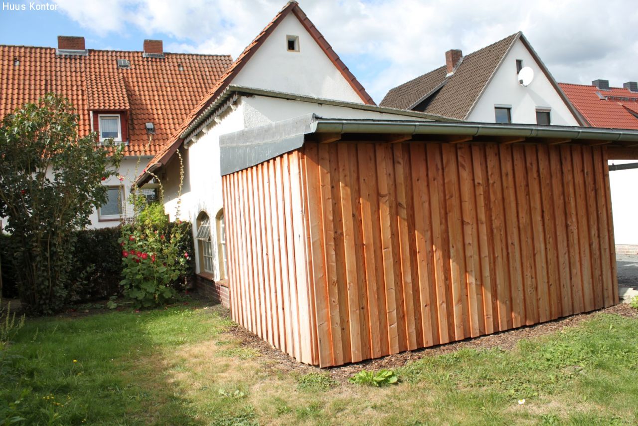 Nebengebäude Carport