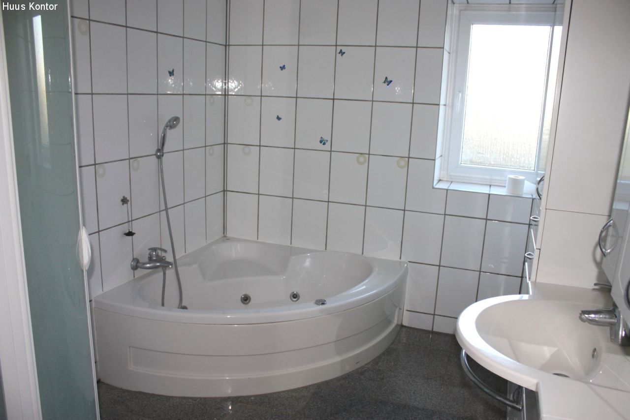 Badezimmer EG