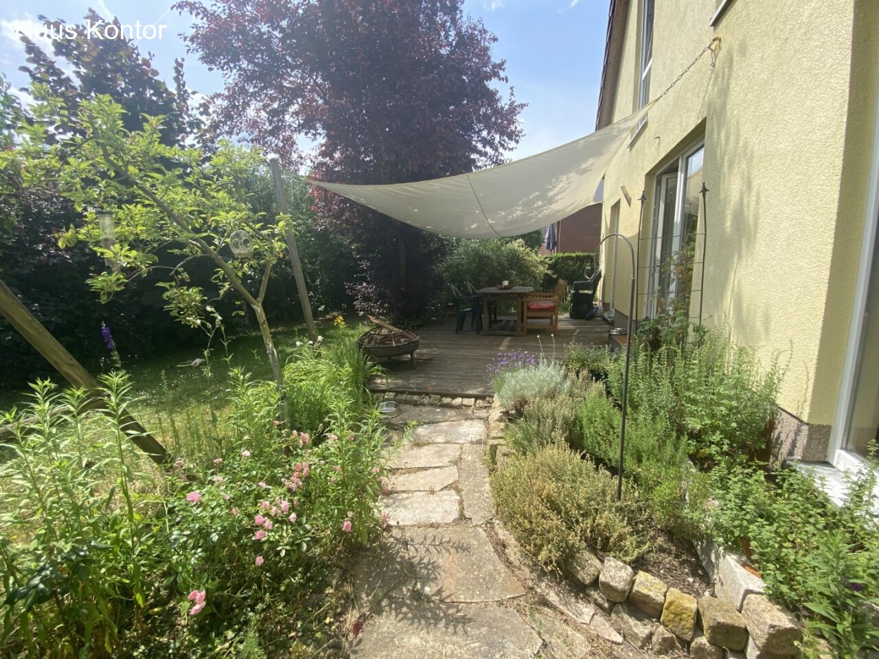 Garten Weg Terrasse Sommer