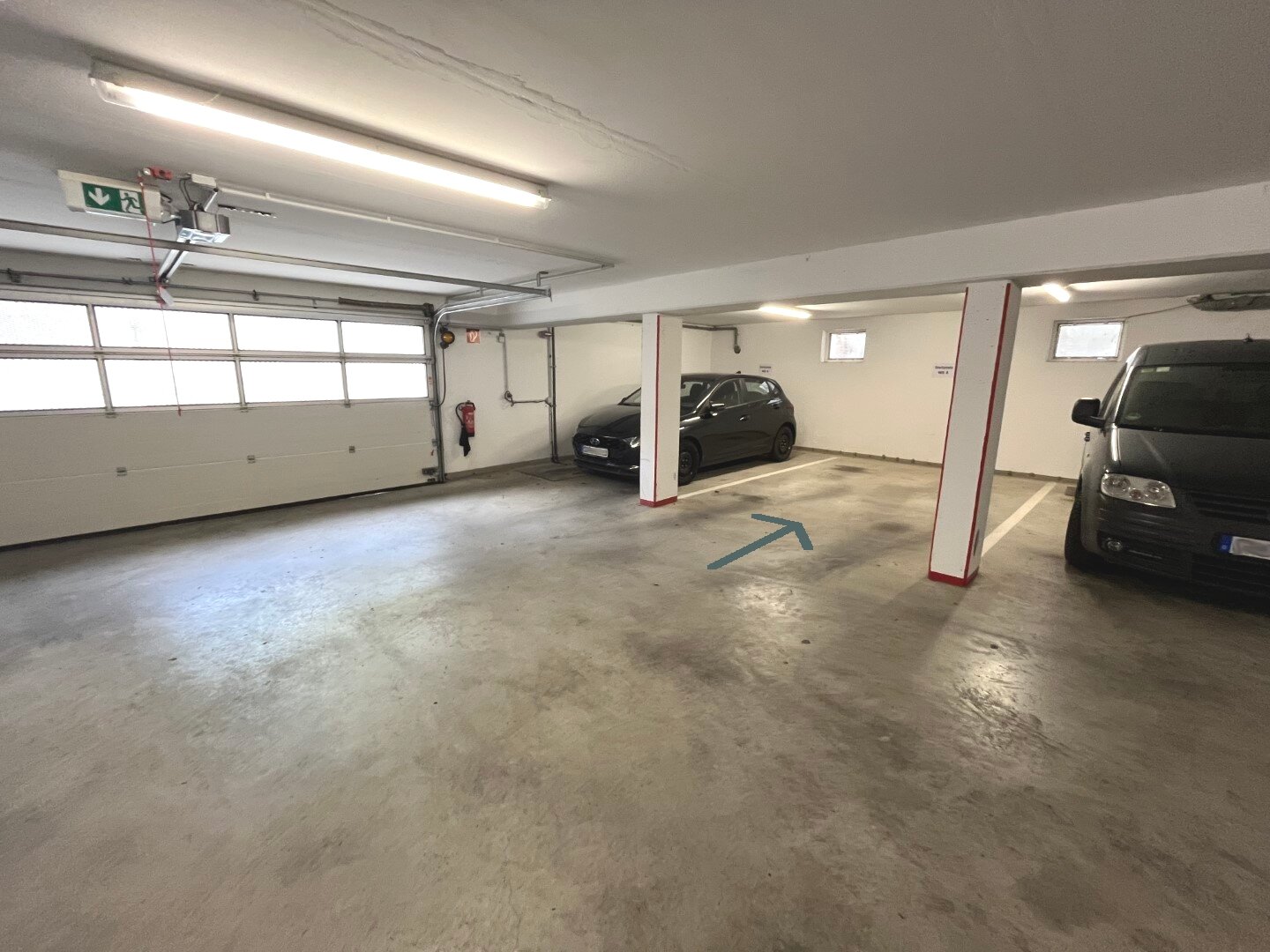 Tiefgaragenstellplatz