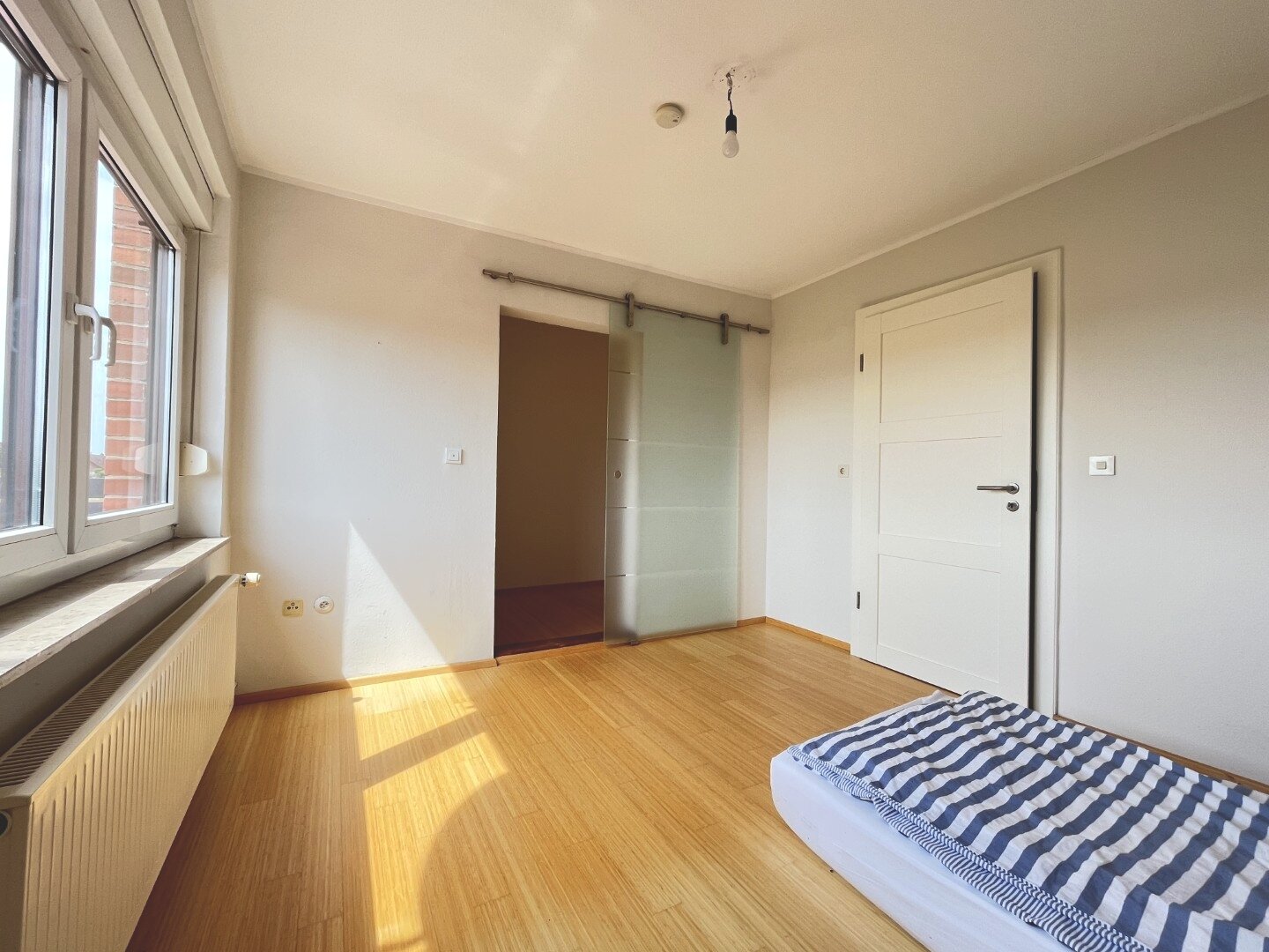 Schlafzimmer Ankleide OG